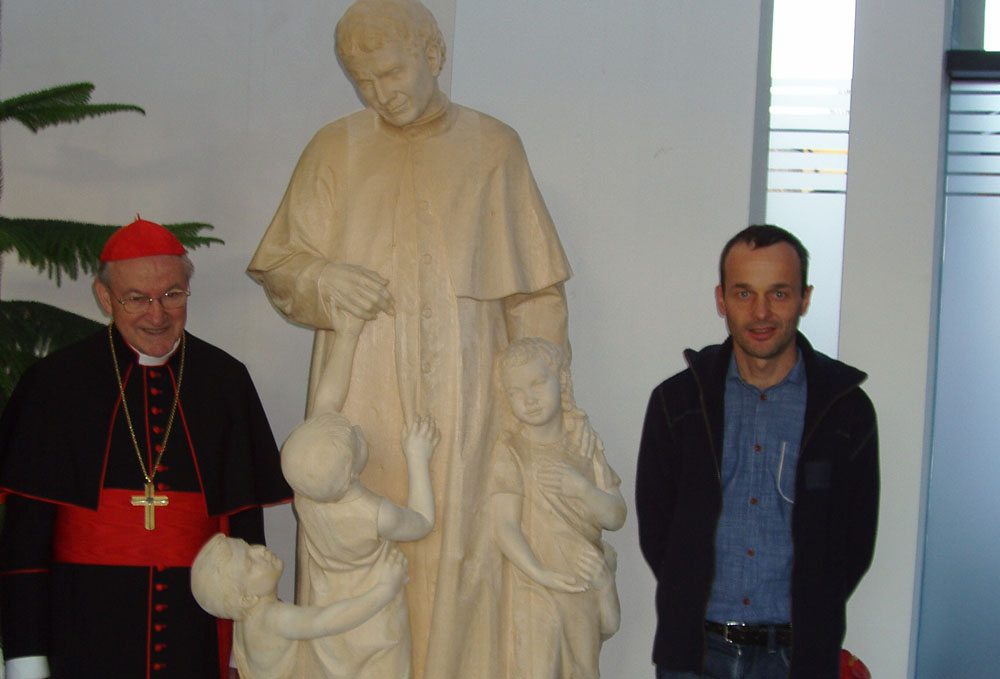 Holzschnitzerei und Bildhauer Perathoner Helmut in St. Ulrich in Gröden